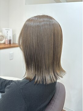 エン(enn...) 切りっぱなしボブ