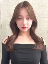 ロンドホットリップ 立川(Lond hot lip)&nbsp;☆姫カットレイヤー/くすみベージュ/韓国風巻き/立川レイヤー