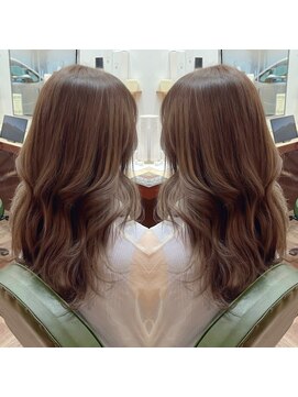 リン(Lin.) 【透明感ある大人グレージュ】　山下　泰世