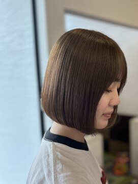 アパートメントヘアー オリーブベージュブリーチなしダブルカラー