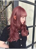 ワンブリーチで叶うペールピンクカラー×レイヤーカット