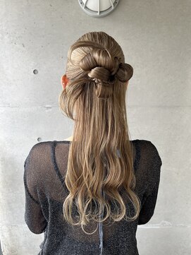 プッティ (putti) ハーフアップカチモリ風