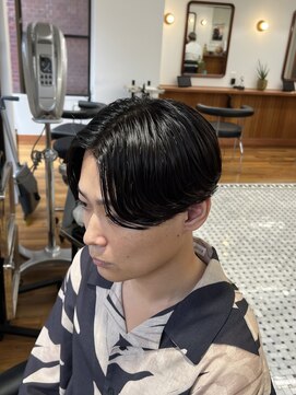 ザデイトウキョウ 表参道 青山(THE DAY TOKYO) 毛流れセンターパート/ニュアンスパーマ/メンズカット/フェザー
