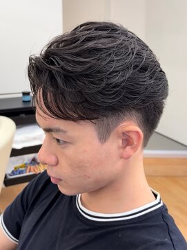 曲がるメンズ縮毛矯正×ショートセンターパート/名古屋/名駅