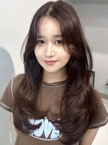 ヴェイン 渋谷(vain)&nbsp;ココアブラウンセンター分けバングセミロングレイヤー