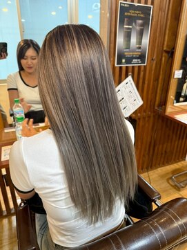 ブリッツ レボ(BLITZ-REVO) 着物ヘア/ダークアッシュ/ミディアムレイヤーカット/柏駅