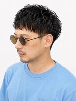 オルタナティブパレード(Alternative Parade) ニュアンスパーマ ピンパーマ 黒髪2ブロック刈り上げスタイル