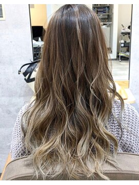 サロン ド クレア(salon de CLEA) エアタッチグラデーション