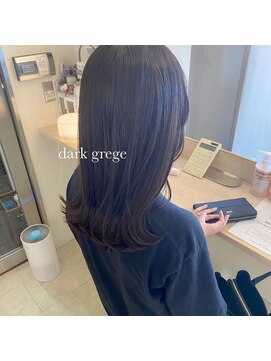 シュシュ(chouchou) ダークグレージュカラー×大人可愛いヨシンモリ