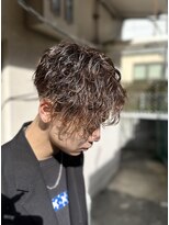 刈部倶楽舞&nbsp;前下がり波打ちスパイラルパーマ/メンズパーマ/スキンフェード