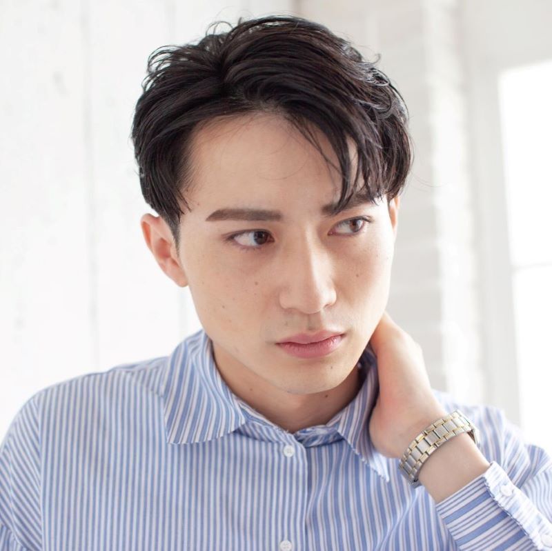 【男性限定】トップスタイリストカット+シャンプー \5830→\5,280