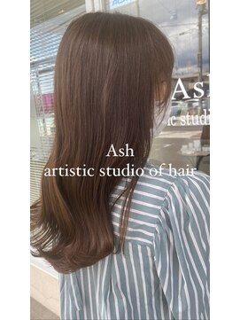 アッシュ アーティスティック スタジオ オブ ヘア(Ash artistic studio of hair) オリーブベージュ