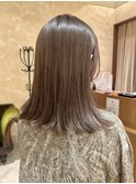 レイヤーカット/銀座/ベージュ外はねロブ/ストレートヘア/顔周り