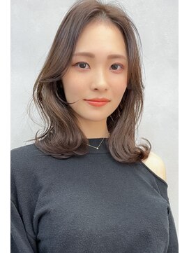 ヘアーサロン ロージー(Hair Salon Rosy) ふんわりカールくびれミディ外はねスタイル