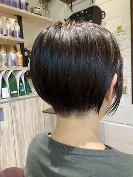 チアー ヘアリラクゼーション(cheer HAIRRELAXATION) 襟足刈り上げショート