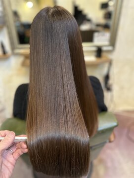 リリアン(Ririan) 【橋本】うる髪フルカラー+自社製品髪質改善トリートメント