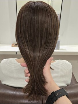 インビテーション(invitation) アッシュベージュ