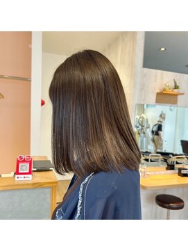 ブロッサム 北浦和店 透明感オリーブベージュ暗めカラーブリーチハイライト髪質改善