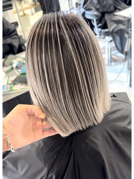 プティ(PUTY) 神戸三宮ハイライトバレイヤージュ　白髪ぼかし対応可