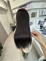 ペレ 栄 アネックス(PELE栄ANNEX)&nbsp;韓国 くびれロング レイヤー ワンホンヘア 小顔前髪