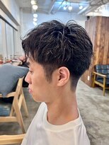 ファルベ(Farbe) ・スパイキーショートブルーブラックフェザーパーマサーフカール