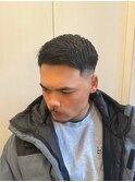 メンズバーバーフェードスタイル　アップバング理容室眉毛カット
