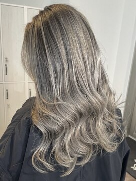 ビーシャンス(B.Chance) 極細ハイライトバレイヤージュ