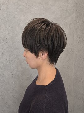 ピース バイ シータ(PEACE by CITA) 【アキヒロ】中性的×大人美シルエットショート20代30代40代