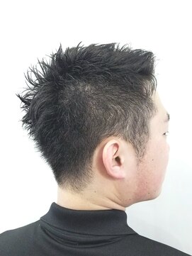 ティンク 横浜(Tink) ハサミ仕上げの『セミウェット×ベリー』♪