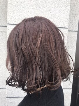 ヘンリエッタ 自由ヶ丘(Henrietta) カシスピンクヘルシーボブ