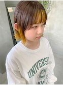 イエローカラー、グラデーション、バレイヤージュ、外はねボブ