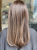 ロメオ(Romeo)&nbsp;(クールビューティースタイル) スィングロングレイヤー