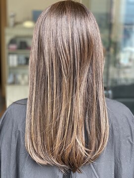 ロメオ(Romeo) (クールビューティースタイル) スィングロングレイヤー