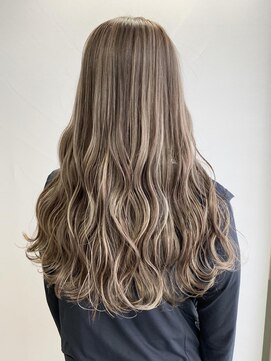 エル オオサカ 心斎橋店(L. OSAKA) グレーパープル_グレージュカラーボブウルフ_Y37