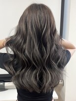 ヨロ 小岩(YOLO) ハイライトカラーミルクティーベージュケアブリーチダブルカラー