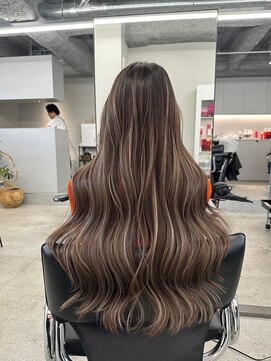 ジルブラン 横浜関内(JIL BLAN) ハイライトバレイヤージュダブルカラーケアプリーチ30代40代