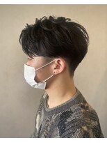 ルクスバイアフィナー(Luxo by Afinar) luxo by afinar 刈り上げセンターパート