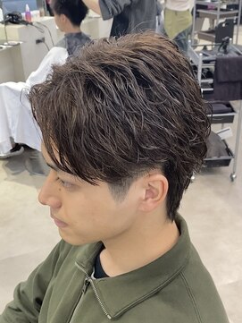 リベル(LIBER) フェザーパーマ[八王子駅/メンズカット/メンズパーマ］