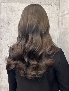 エインアンリー 明治神宮前(AIN.ANLY.) 着物メルティカラーくびれロング似合わせカットロングレイヤー