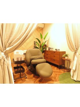 頭皮環境改善×髪質改善に特化！非日常の至福の頭浸浴ヘッドスパを＊