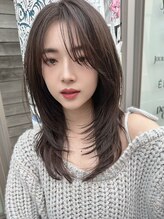 バイオレット 横浜店(Violet) ミニウルフカットレイヤーカットハッシュカットアッシュブラック