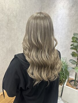 アベリア(Abelia) グレージュカラー