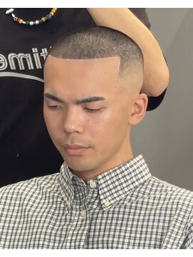 ヘアーラボ 樟葉(Hair Labo) 1 on top スキンフェード 枚方 南楠葉