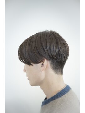 ビーヒアナウ N゜03 金沢駅西店(BE HERE NOW) スーツ短髪ツーブロック束感モテる黒髪シークレットパーマ