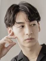 レタッチバイフィフス(RETOUCH by fifth) 原宿ニュアンスパーマ毛流れヘアセンターパート大人ビジネスヘア