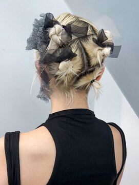 シオン(shion) ハイトーンおくれ毛ロング顔周りレイヤー_ba572643