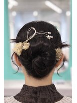 ビービー(BeB)&nbsp;【新垣】大人上品カチモリ風シニヨン