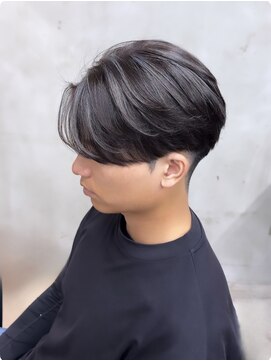 イキプラスディードットログ 大和八木駅前店(ikii+D.Log) メンズ　ハイライト　奈良　大和八木　橿原