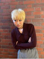 マド(Mado)&nbsp;ブロンド×ベリーショート
