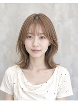 ソッカ(socca)&nbsp;切りっぱなしミディアムレイヤーボブ